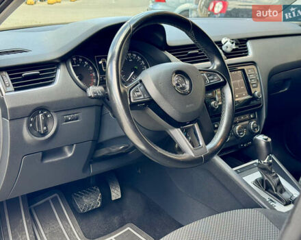 Бежевий Шкода Октавія, об'ємом двигуна 2 л та пробігом 220 тис. км за 13999 $, фото 32 на Automoto.ua