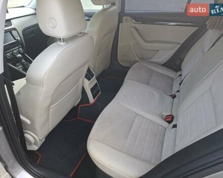 Бежевый Шкода Октавия, объемом двигателя 1.98 л и пробегом 270 тыс. км за 11499 $, фото 5 на Automoto.ua