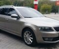 Бежевый Шкода Октавия, объемом двигателя 1.6 л и пробегом 310 тыс. км за 12990 $, фото 1 на Automoto.ua