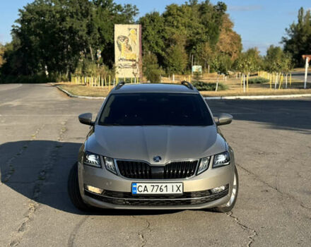 Бежевий Шкода Октавія, об'ємом двигуна 1.97 л та пробігом 277 тис. км за 14299 $, фото 2 на Automoto.ua