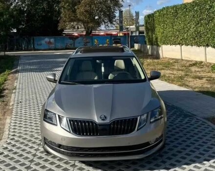 Бежевый Шкода Октавия, объемом двигателя 2 л и пробегом 69 тыс. км за 8300 $, фото 1 на Automoto.ua