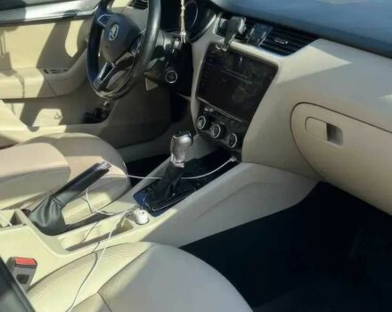 Бежевый Шкода Октавия, объемом двигателя 2 л и пробегом 69 тыс. км за 8300 $, фото 6 на Automoto.ua