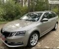 Бежевый Шкода Октавия, объемом двигателя 2 л и пробегом 262 тыс. км за 15006 $, фото 1 на Automoto.ua