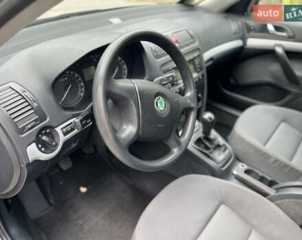 Бежевый Шкода Октавия, объемом двигателя 1.6 л и пробегом 155 тыс. км за 5750 $, фото 20 на Automoto.ua