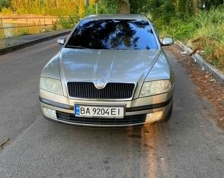 Бежевый Шкода Октавия, объемом двигателя 1.6 л и пробегом 345 тыс. км за 5500 $, фото 1 на Automoto.ua