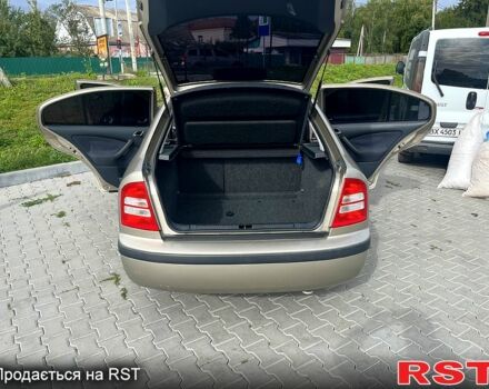 Бежевий Шкода Октавія, об'ємом двигуна 1.6 л та пробігом 174 тис. км за 4800 $, фото 6 на Automoto.ua
