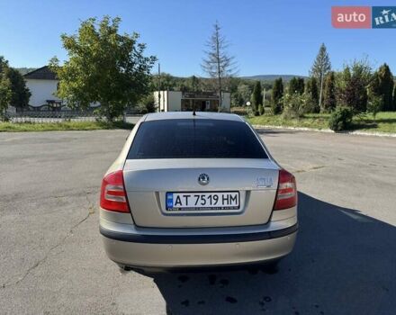 Бежевий Шкода Октавія, об'ємом двигуна 1.6 л та пробігом 275 тис. км за 4600 $, фото 4 на Automoto.ua