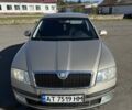Бежевий Шкода Октавія, об'ємом двигуна 1.6 л та пробігом 275 тис. км за 4600 $, фото 10 на Automoto.ua