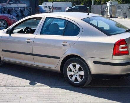 Бежевый Шкода Октавия, объемом двигателя 1.6 л и пробегом 315 тыс. км за 5000 $, фото 2 на Automoto.ua