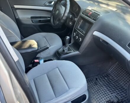 Бежевый Шкода Октавия, объемом двигателя 1.6 л и пробегом 240 тыс. км за 5900 $, фото 6 на Automoto.ua