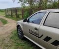 Бежевый Шкода Октавия, объемом двигателя 1.6 л и пробегом 263 тыс. км за 4200 $, фото 2 на Automoto.ua