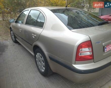 Бежевый Шкода Октавия, объемом двигателя 1.6 л и пробегом 220 тыс. км за 4650 $, фото 10 на Automoto.ua