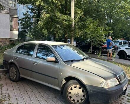 Бежевий Шкода Октавія, об'ємом двигуна 1.6 л та пробігом 253 тис. км за 3500 $, фото 4 на Automoto.ua