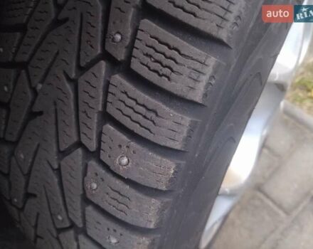 Бежевый Шкода Октавия, объемом двигателя 1.6 л и пробегом 220 тыс. км за 4650 $, фото 5 на Automoto.ua