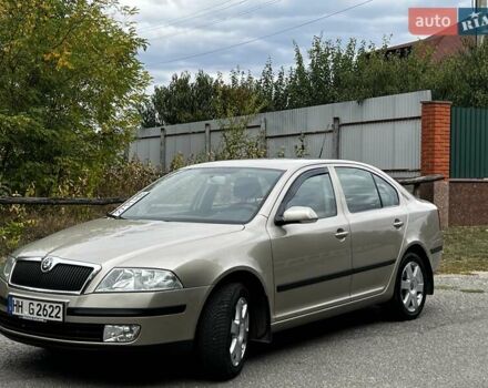 Бежевый Шкода Октавия, объемом двигателя 1.6 л и пробегом 155 тыс. км за 5750 $, фото 5 на Automoto.ua