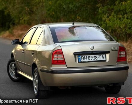 Бежевый Шкода Октавия, объемом двигателя 1.6 л и пробегом 303 тыс. км за 3200 $, фото 3 на Automoto.ua