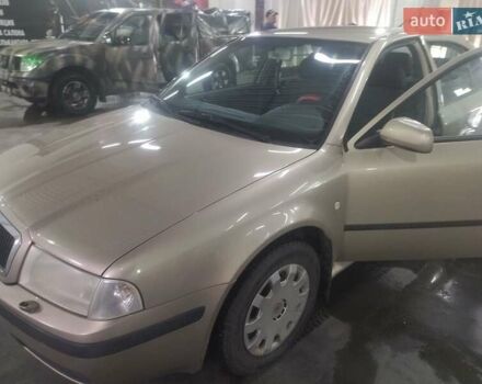 Бежевый Шкода Октавия, объемом двигателя 1.6 л и пробегом 220 тыс. км за 4650 $, фото 12 на Automoto.ua