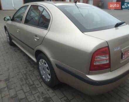 Бежевый Шкода Октавия, объемом двигателя 1.6 л и пробегом 220 тыс. км за 4650 $, фото 2 на Automoto.ua