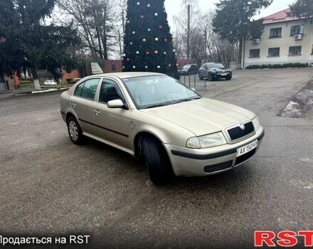 Бежевий Шкода Октавія, об'ємом двигуна 1.6 л та пробігом 300 тис. км за 4000 $, фото 5 на Automoto.ua