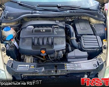 Бежевий Шкода Октавія, об'ємом двигуна 1.6 л та пробігом 265 тис. км за 6500 $, фото 11 на Automoto.ua