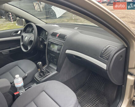 Бежевий Шкода Октавія, об'ємом двигуна 0 л та пробігом 235 тис. км за 6450 $, фото 66 на Automoto.ua