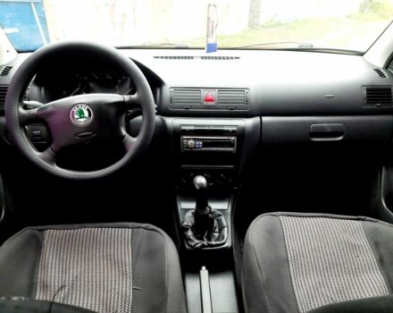 Шкода Октавія 2005 у Чугуеве на Automoto.ua Бежевий Шкода Октавія, об'ємом двигуна 1.6 л та пробігом 248 тис. км за 5750 $, фото 7 на Automoto.ua