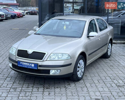 Бежевый Шкода Октавия, объемом двигателя 1.6 л и пробегом 212 тыс. км за 5490 $, фото 6 на Automoto.ua