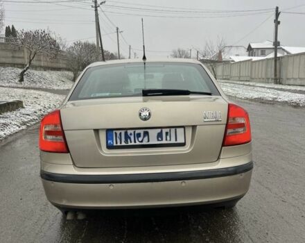 Бежевый Шкода Октавия, объемом двигателя 2 л и пробегом 242 тыс. км за 2599 $, фото 4 на Automoto.ua