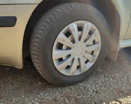 Бежевый Шкода Октавия, объемом двигателя 1.6 л и пробегом 270 тыс. км за 4500 $, фото 7 на Automoto.ua