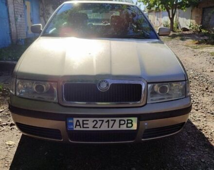 Бежевый Шкода Октавия, объемом двигателя 1.6 л и пробегом 270 тыс. км за 4500 $, фото 1 на Automoto.ua