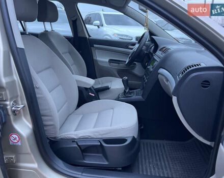 Бежевый Шкода Октавия, объемом двигателя 1.6 л и пробегом 212 тыс. км за 5490 $, фото 23 на Automoto.ua