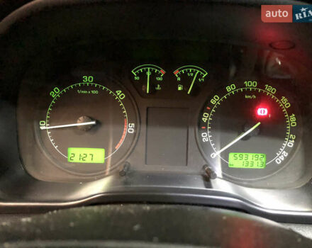 Бежевый Шкода Октавия, объемом двигателя 1.9 л и пробегом 593 тыс. км за 4800 $, фото 8 на Automoto.ua