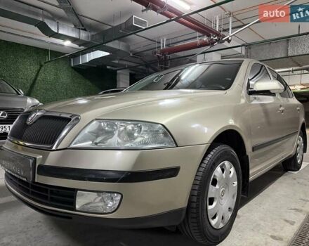 Бежевый Шкода Октавия, объемом двигателя 1.6 л и пробегом 206 тыс. км за 5200 $, фото 4 на Automoto.ua