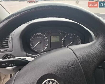 Шкода Октавия 2005 в Малине на Automoto.ua Бежевый Шкода Октавия, объемом двигателя 1.6 л и пробегом 324 тыс. км за 6900 $, фото 13 на Automoto.ua