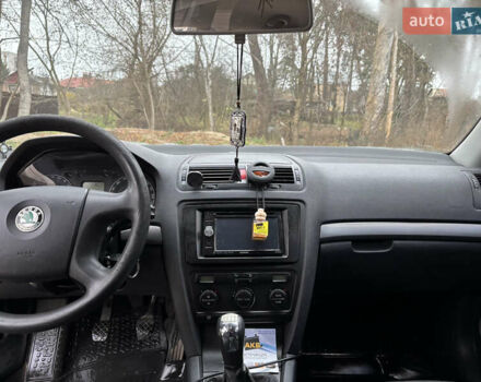 Бежевий Шкода Октавія, об'ємом двигуна 1.6 л та пробігом 347 тис. км за 5200 $, фото 13 на Automoto.ua