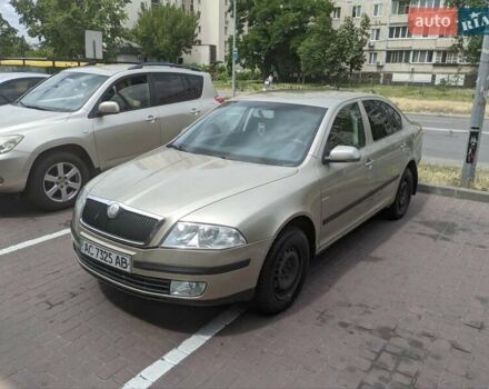 Бежевий Шкода Октавія, об'ємом двигуна 1.6 л та пробігом 310 тис. км за 4800 $, фото 1 на Automoto.ua