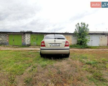 Бежевий Шкода Октавія, об'ємом двигуна 1.6 л та пробігом 248 тис. км за 5950 $, фото 4 на Automoto.ua
