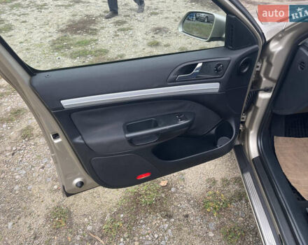 Бежевий Шкода Октавія, об'ємом двигуна 0 л та пробігом 235 тис. км за 6450 $, фото 51 на Automoto.ua