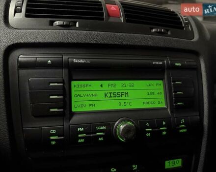 Бежевый Шкода Октавия, объемом двигателя 1.6 л и пробегом 206 тыс. км за 5200 $, фото 23 на Automoto.ua