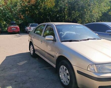 Бежевий Шкода Октавія, об'ємом двигуна 1.6 л та пробігом 380 тис. км за 3999 $, фото 4 на Automoto.ua
