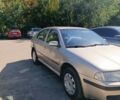 Бежевий Шкода Октавія, об'ємом двигуна 1.6 л та пробігом 380 тис. км за 3999 $, фото 4 на Automoto.ua