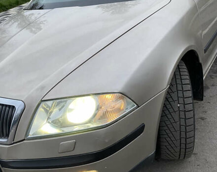 Бежевый Шкода Октавия, объемом двигателя 1.9 л и пробегом 350 тыс. км за 4999 $, фото 5 на Automoto.ua