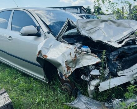 Бежевий Шкода Октавія, об'ємом двигуна 1.6 л та пробігом 300 тис. км за 1900 $, фото 3 на Automoto.ua
