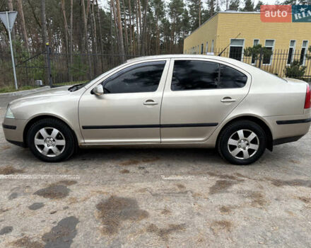 Бежевий Шкода Октавія, об'ємом двигуна 1.6 л та пробігом 347 тис. км за 5200 $, фото 1 на Automoto.ua