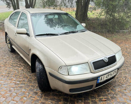 Бежевый Шкода Октавия, объемом двигателя 1.6 л и пробегом 213 тыс. км за 5500 $, фото 4 на Automoto.ua