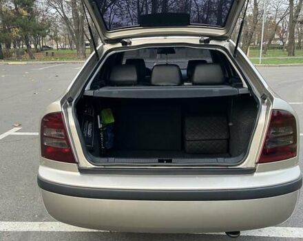 Бежевий Шкода Октавія, об'ємом двигуна 1.6 л та пробігом 200 тис. км за 6200 $, фото 2 на Automoto.ua