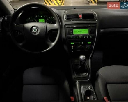 Бежевый Шкода Октавия, объемом двигателя 1.6 л и пробегом 206 тыс. км за 5200 $, фото 19 на Automoto.ua