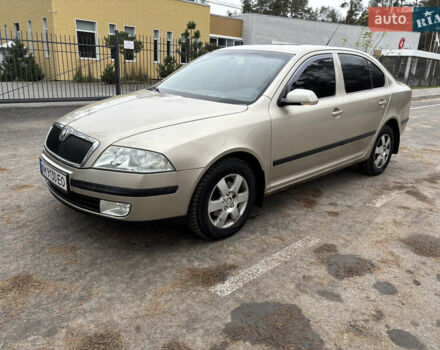 Бежевий Шкода Октавія, об'ємом двигуна 1.6 л та пробігом 347 тис. км за 5200 $, фото 2 на Automoto.ua