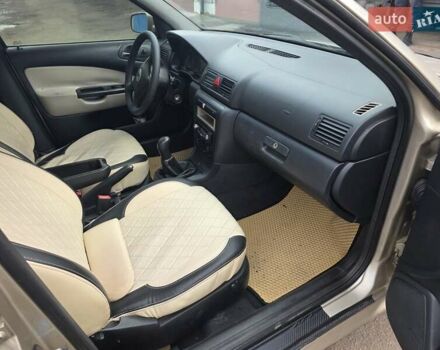 Бежевий Шкода Октавія, об'ємом двигуна 1.78 л та пробігом 320 тис. км за 3450 $, фото 8 на Automoto.ua