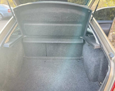 Бежевый Шкода Октавия, объемом двигателя 1.6 л и пробегом 232 тыс. км за 5900 $, фото 13 на Automoto.ua